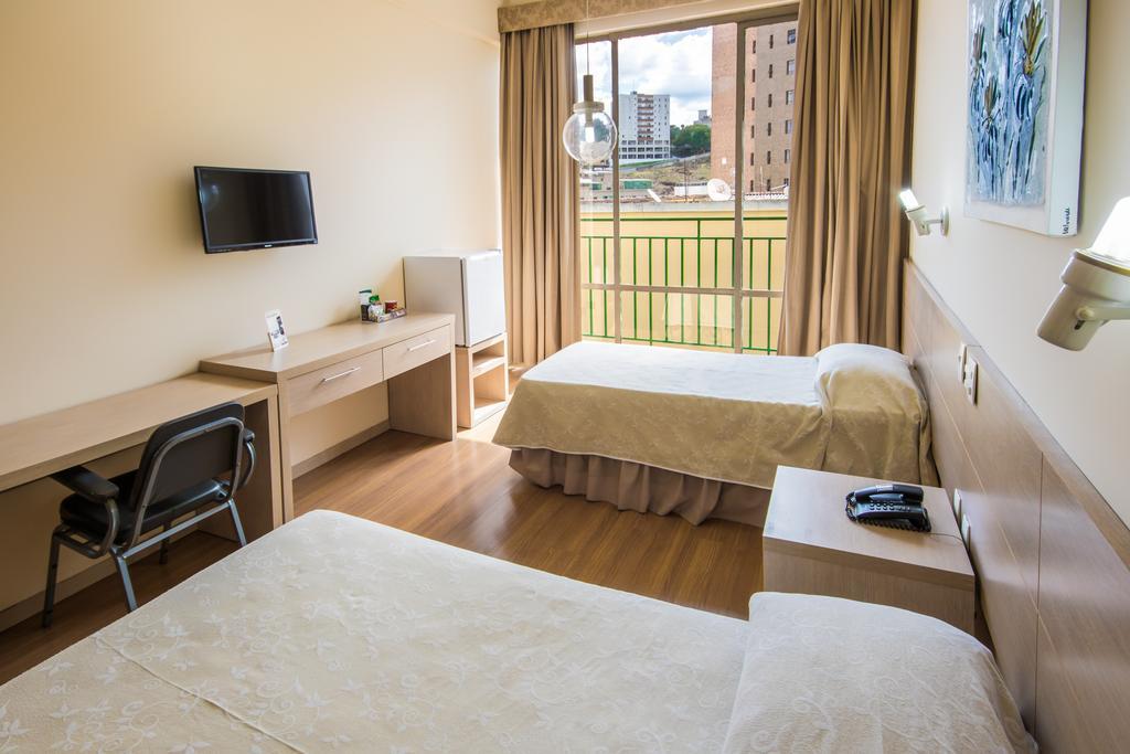 Hotel Nacional Inn Pocos De Caldas - Lazer Completo E Gastronomia No Centro Екстериор снимка